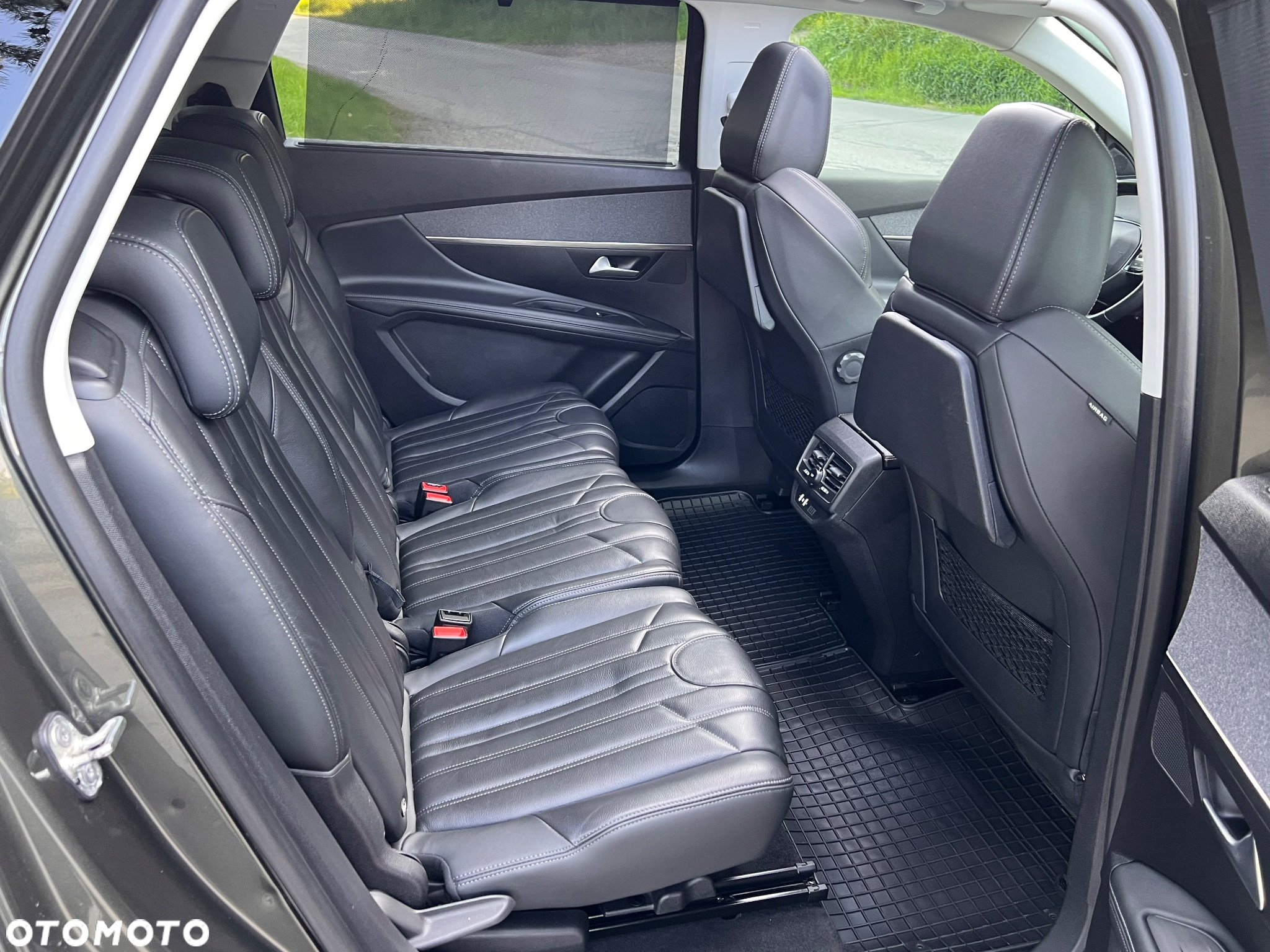 Peugeot 5008 1.5 BlueHDi Allure S&S - 24