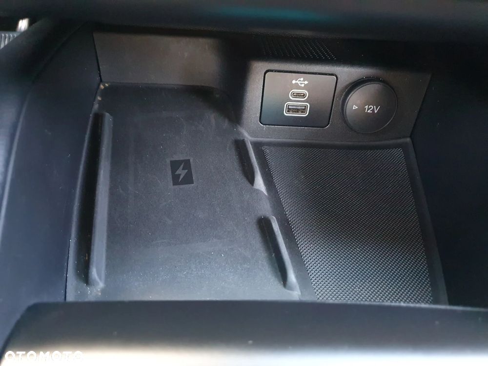 Ford Focus 1.0 EcoBoost mHEV Titanium X - 32