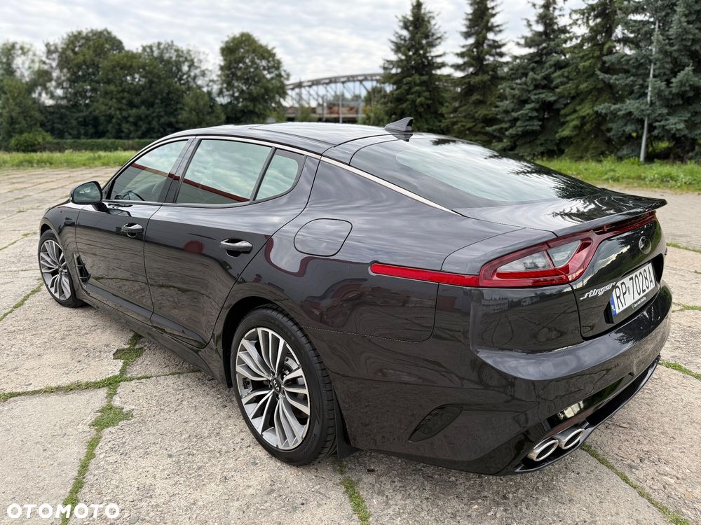 Kia Stinger 2.0 T-GDI GT Line - 18