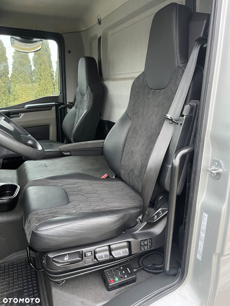 MAN TGL 12.250 2022 Do żywca zwierząt - 14