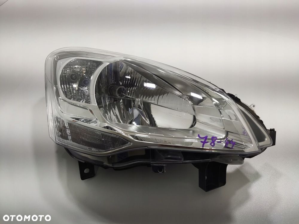 LAMPA PRAWA PRAWY PRZÓD PRZEDNIA PARTNER BERLINGO III 2008-2012 9682828180 - 2