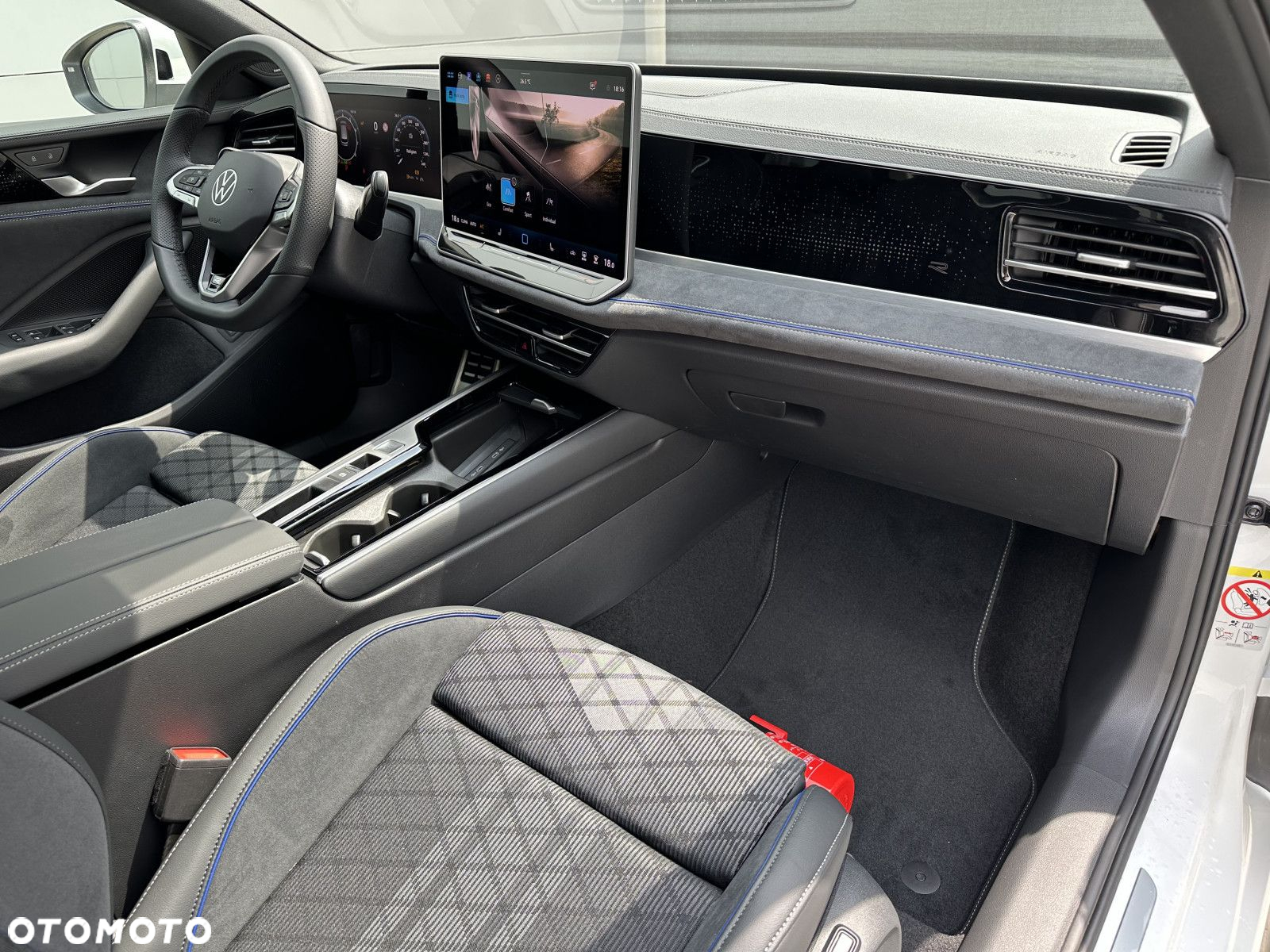 Volkswagen Passat - 23