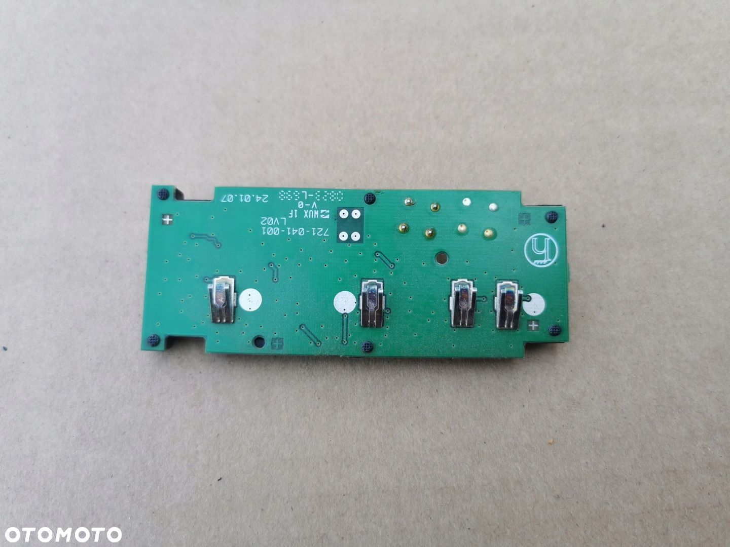 Wzmacniacz antenowy VW Jetta 1K5035532H - 2