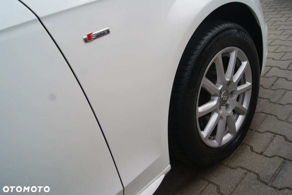 Audi A4 Avant 2.0 TDI DPF multitronic S line Sportpaket - 8