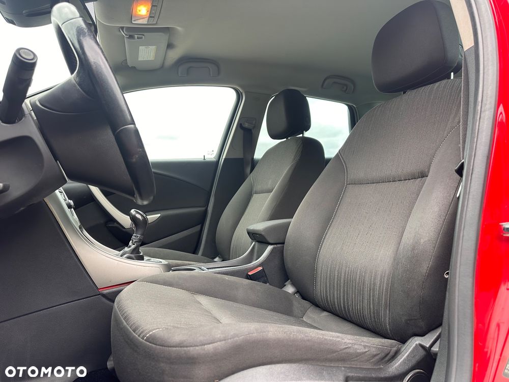 Opel Astra 1.4 T Sport - 8