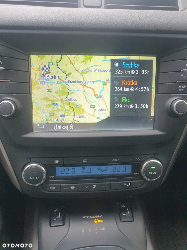 Toyota Avensis 2.0 D-4D Prestige - 19