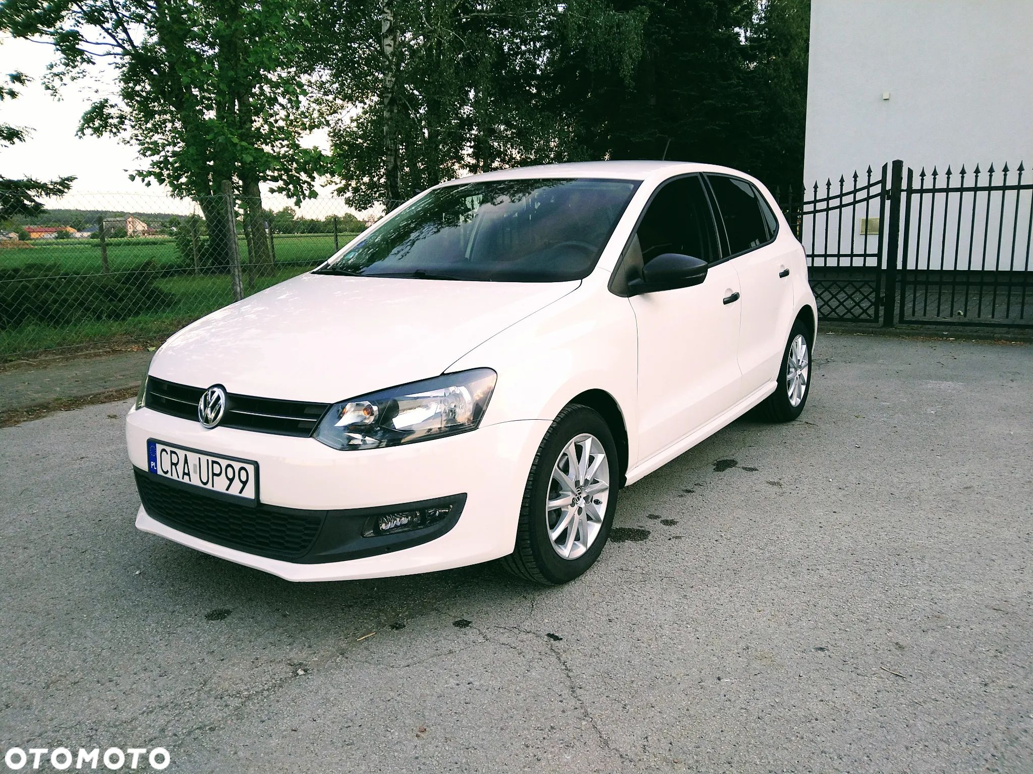 Volkswagen Polo 1.4 16V Trendline DSG - 1