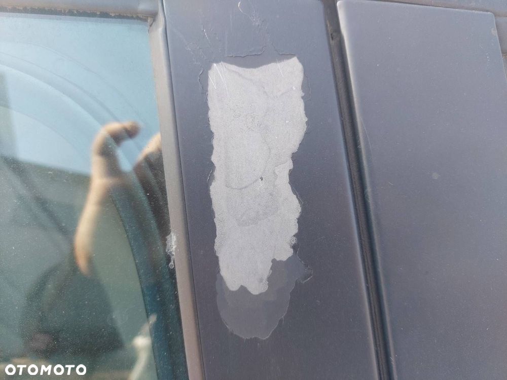 DRZWI KOMPLETNE PRAWY TYŁ VOLVO V50 I - 3
