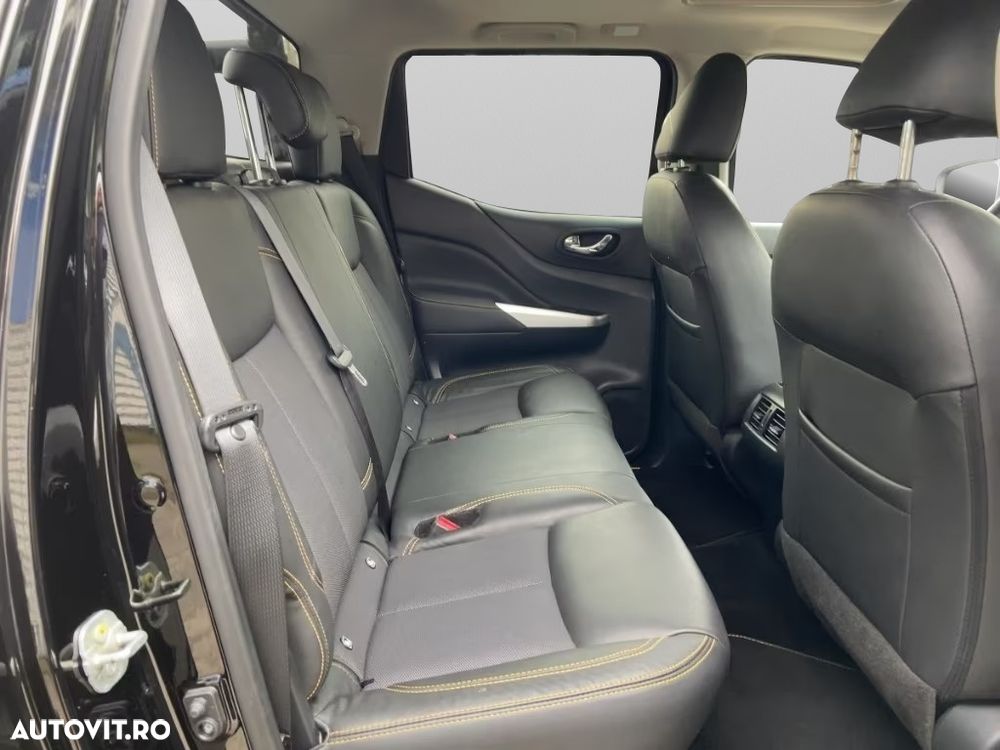 Nissan Navara DC 4x4 Autm. N-Guard - 12
