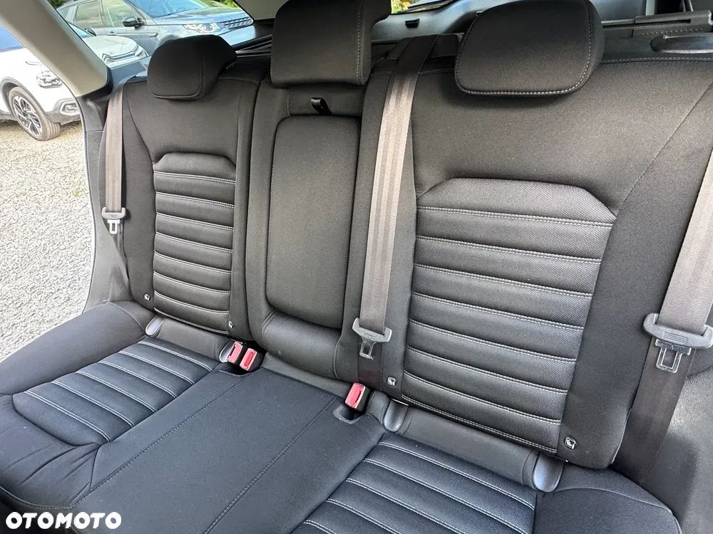 Ford Mondeo - 25