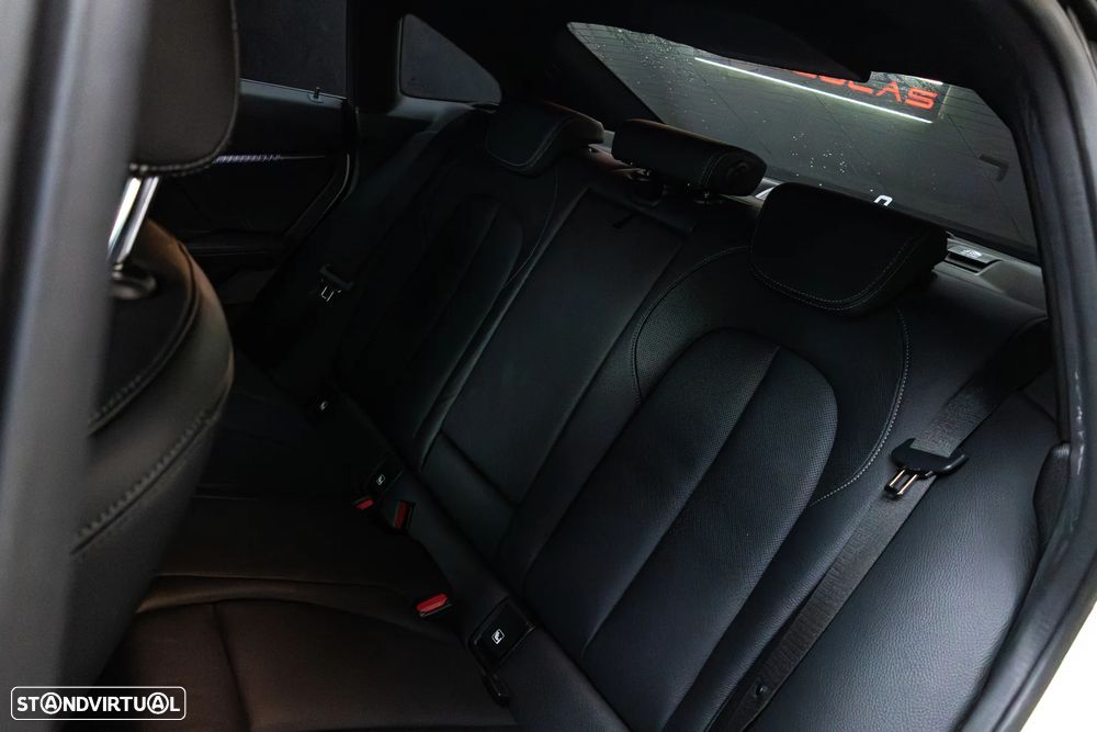 BMW 218 Gran Coupé i Pack Desportivo M - 35