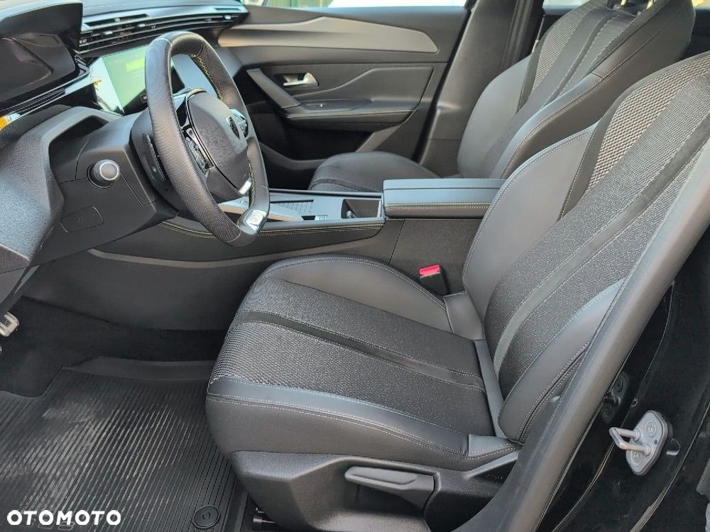 Peugeot 308 1.2 PureTech GT S&S EAT8 - 9
