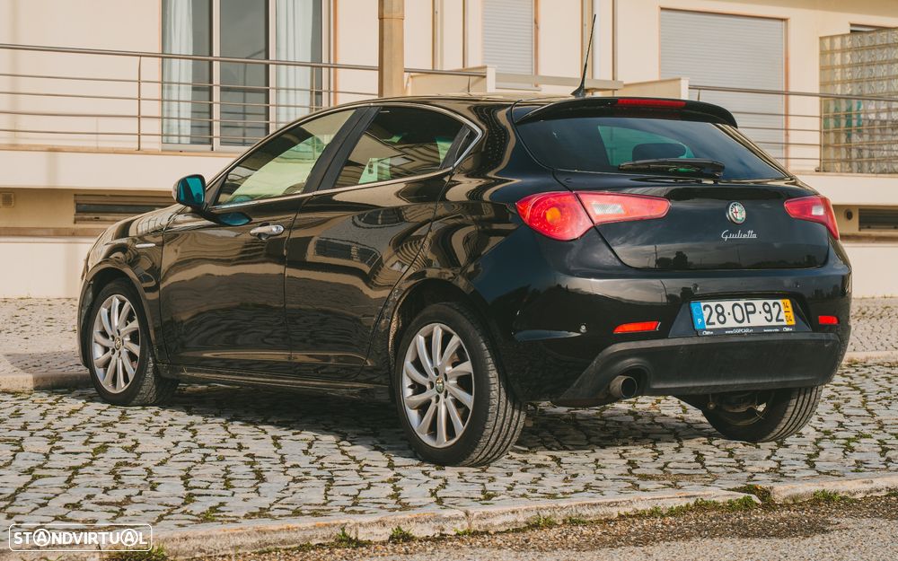 Alfa Romeo Giulietta 1.6 JTDM Exclusive - 18