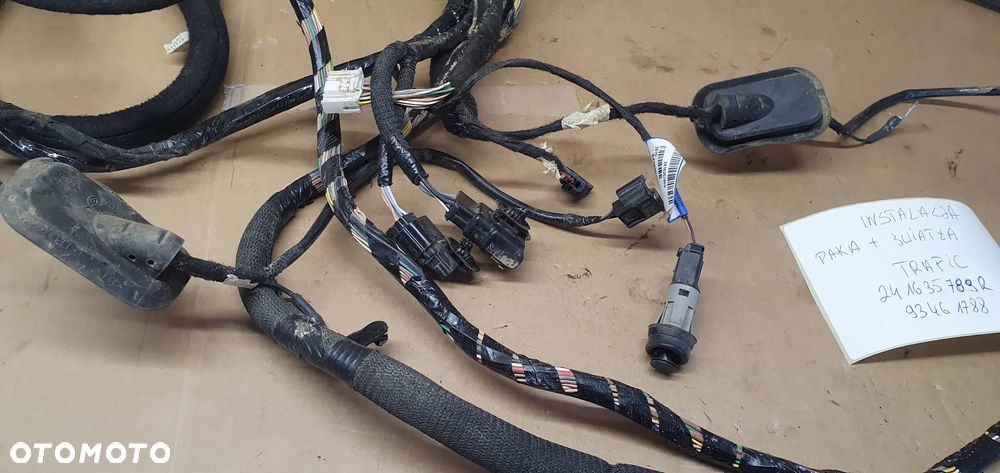 Wiązka instalacja paki świateł tył tylna Renault Trafic III Vivaro B 241635789R 93461788 - 3