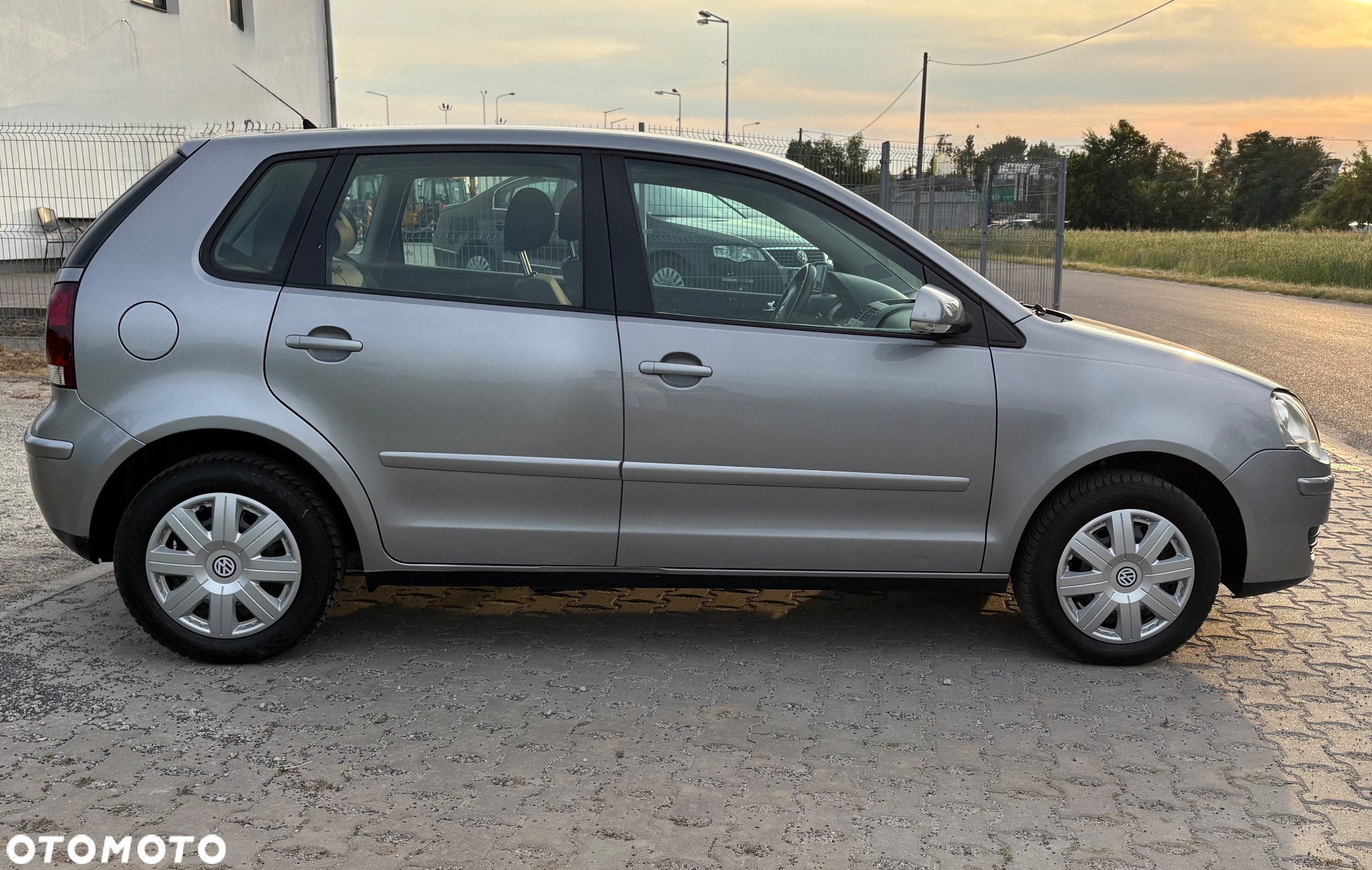 Volkswagen Polo 1.2 Team - 13