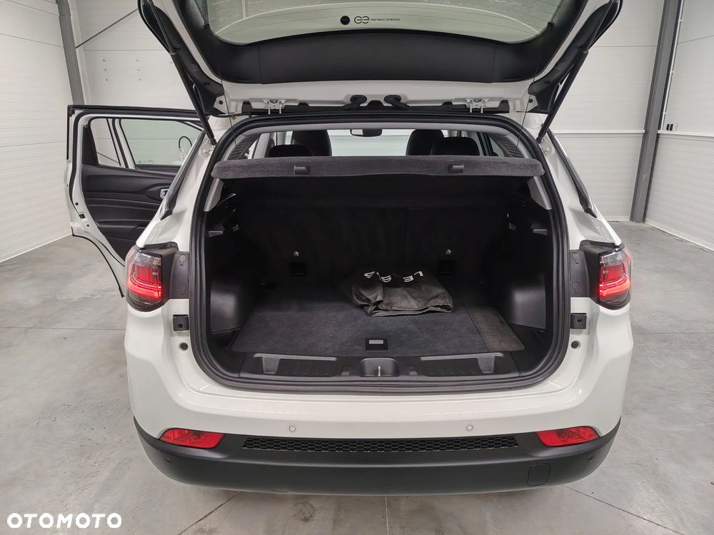 Jeep Compass 1.3 T4 4xe Automatik Limited - 24