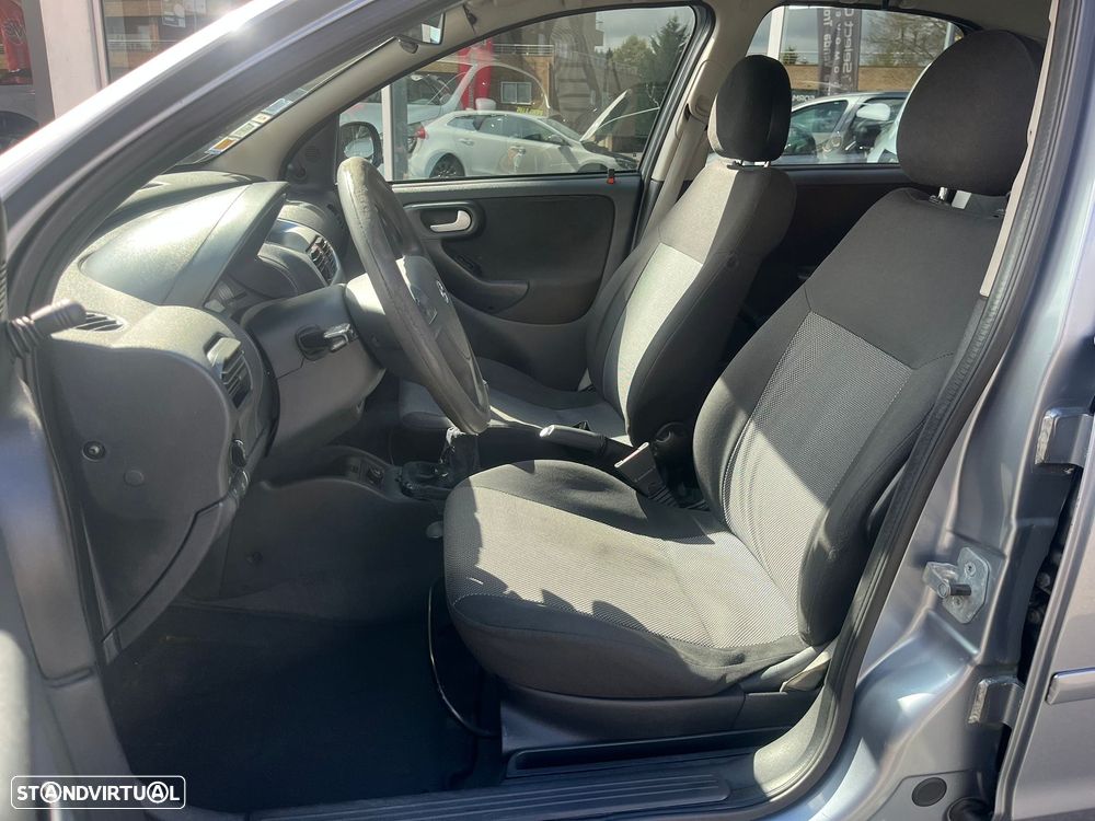 Opel Corsa 1.3 CDTi First - 9