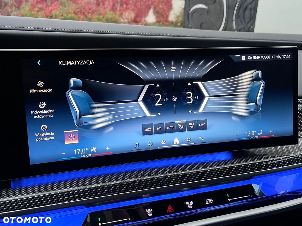 BMW Seria 7 740d xDrive mHEV sport - 24