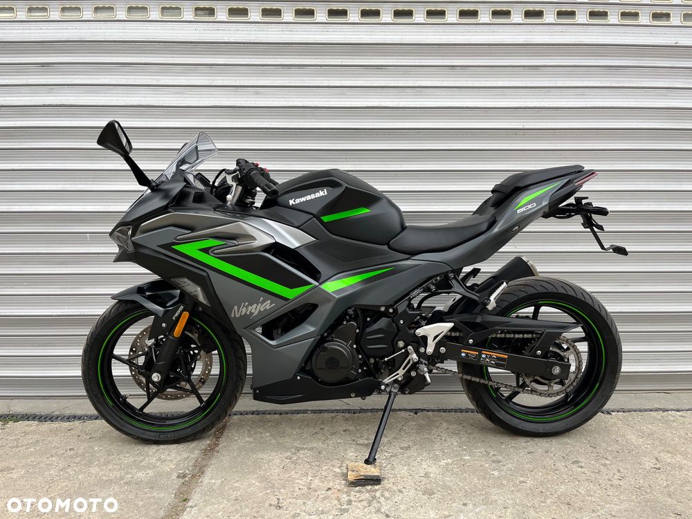 Kawasaki Ninja - 36