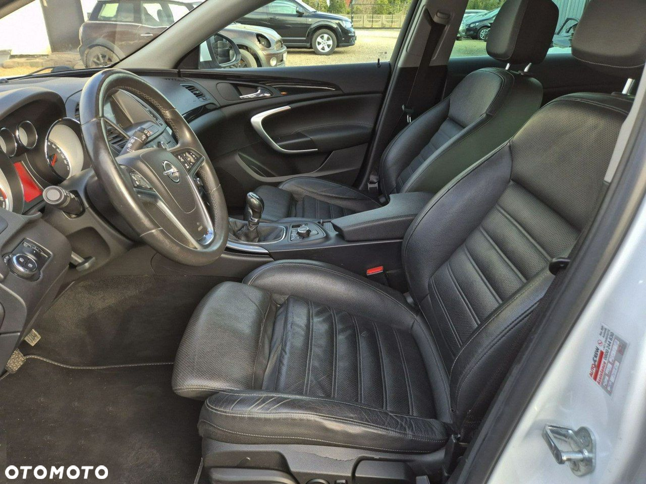 Opel Insignia - 16