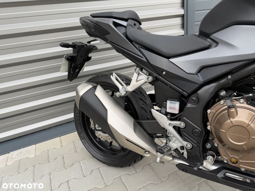 Honda CB - 22