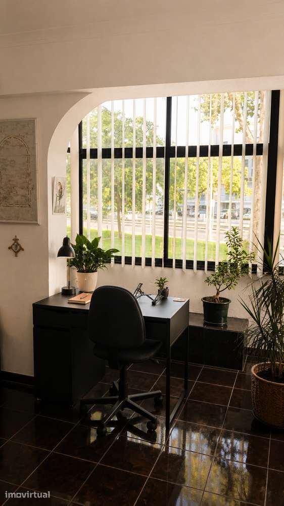 Magnífico apartamento T2 em Amora muito sol junto a jardins e comércio - Grande imagem: 5/38