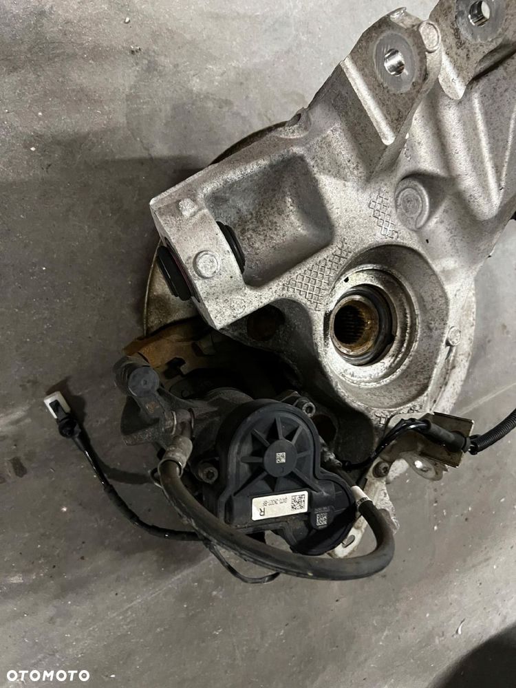 ZWROTNICA ZAWIESZENIE ZACISK TYŁ PRAWY RANGE ROVER VELAR L560 2.0i BENZYNA - 3