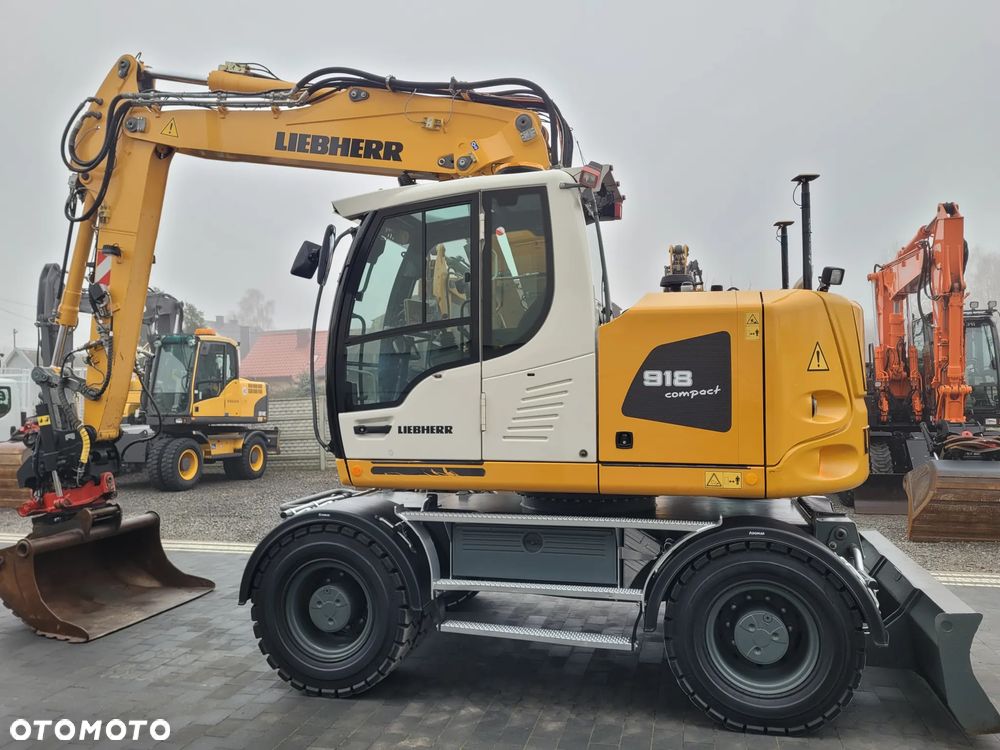Liebherr A918 compact / ROTOTILT / system niwelacji GPS 3D / - 7