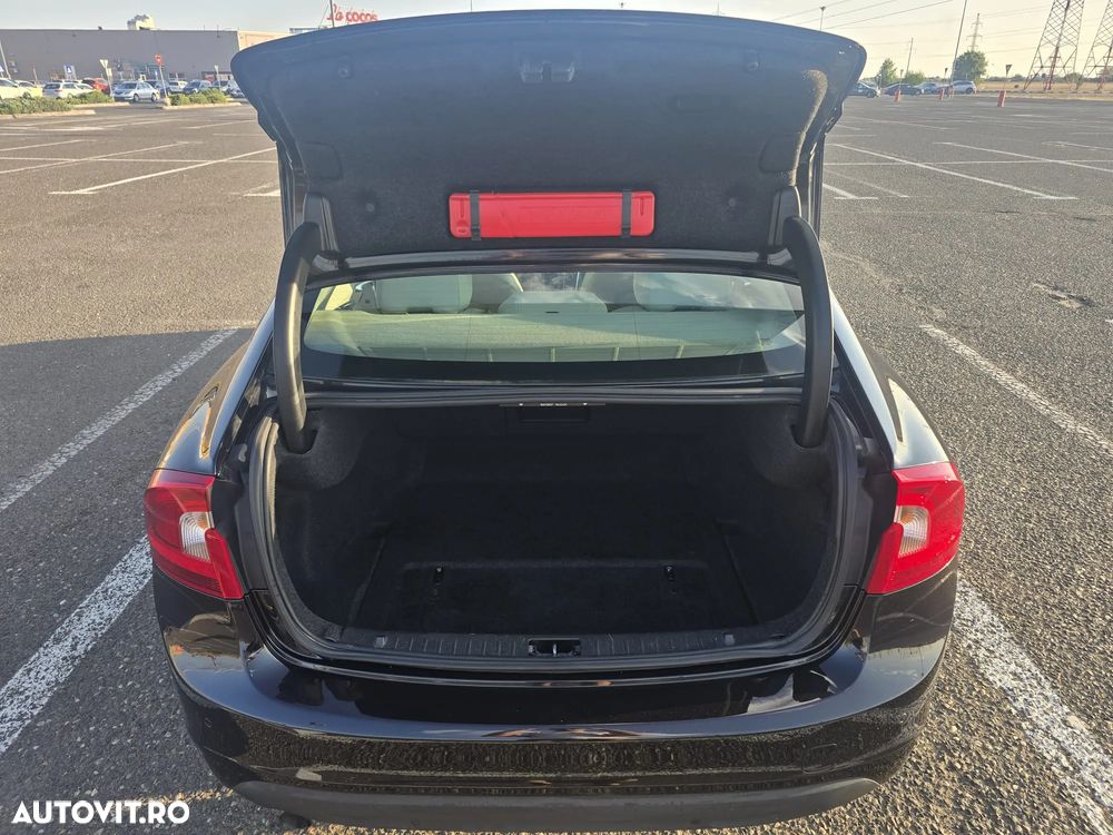Volvo S60 D3 Geartronic Momentum - 10