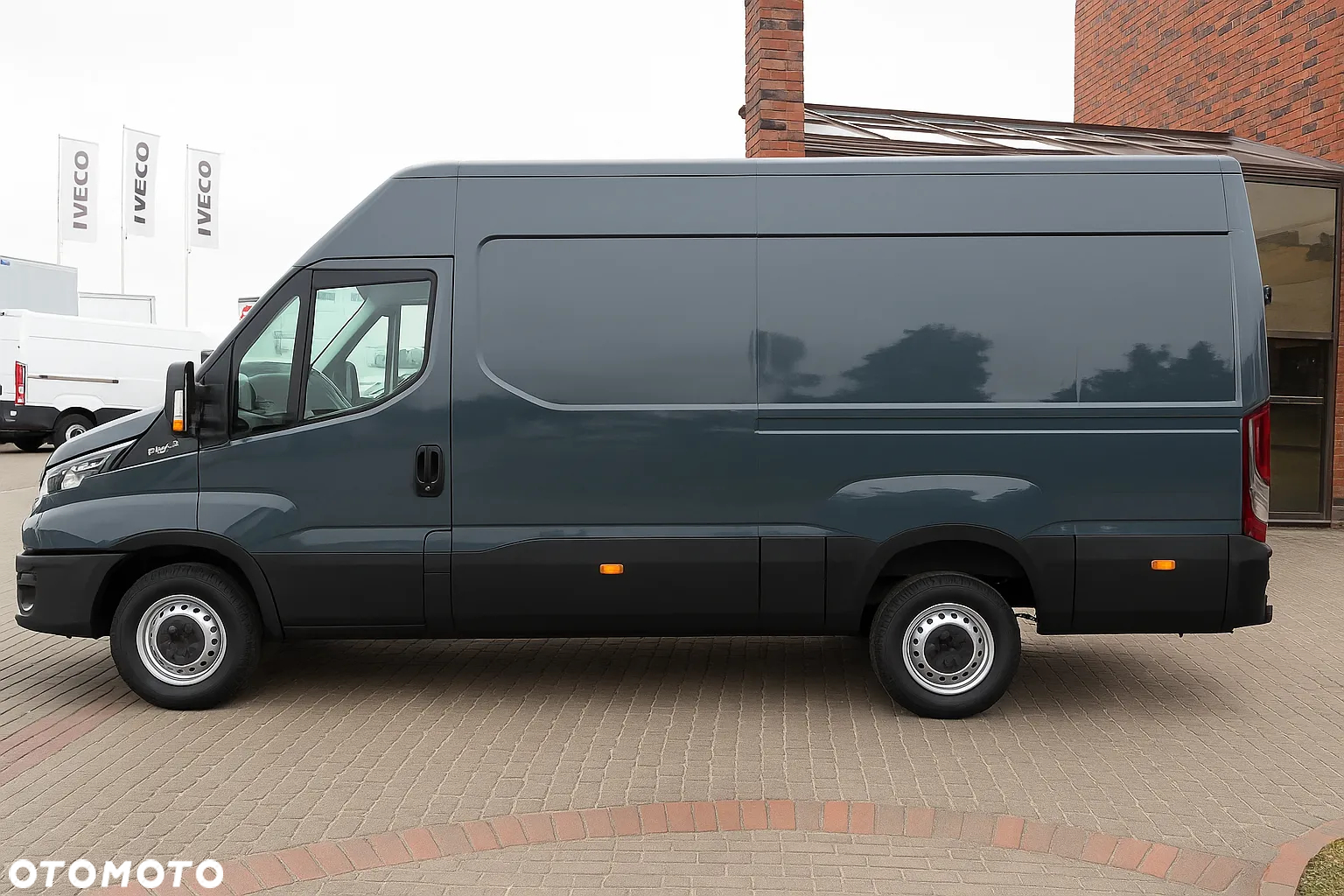 Iveco Furgon 35S16A8V 12m3 AUTOMAT - 3