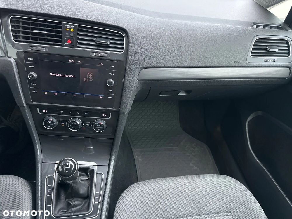 Volkswagen Golf 1.6 TDI BMT Comfortline - 13
