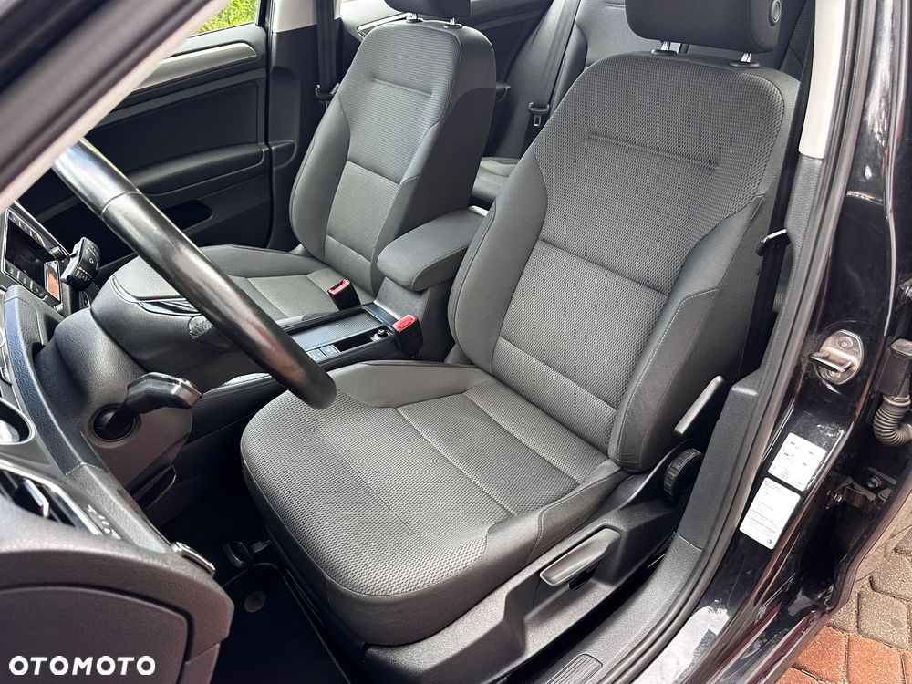 Volkswagen Golf 1.6 TDI BlueMotion Technology Comfortline - 22