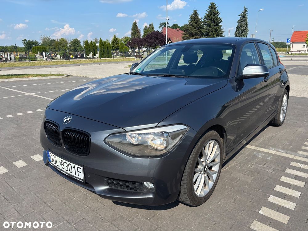 BMW Seria 1 118d DPF - 1
