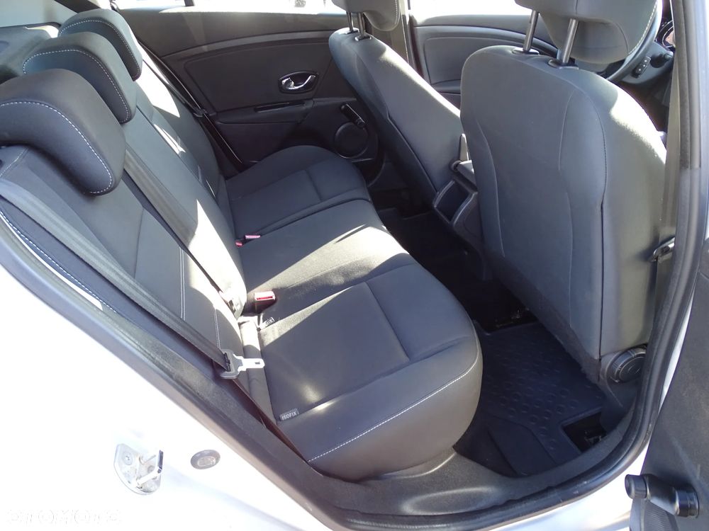 Renault Megane 1.6 16V Dynamique - 19