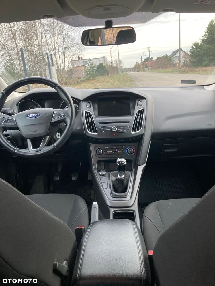 Ford Focus 1.0 EcoBoost Active - 6