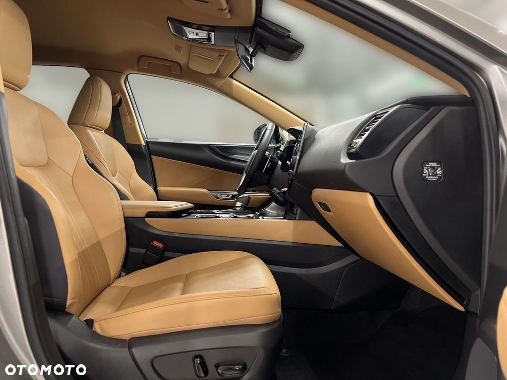 Lexus NX 350h Prestige 2WD - 11