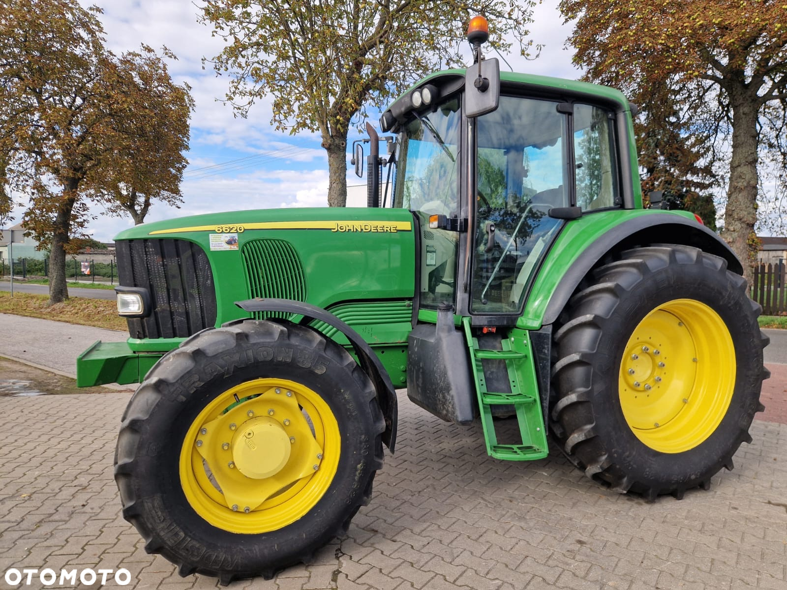 John Deere 6620 - 12