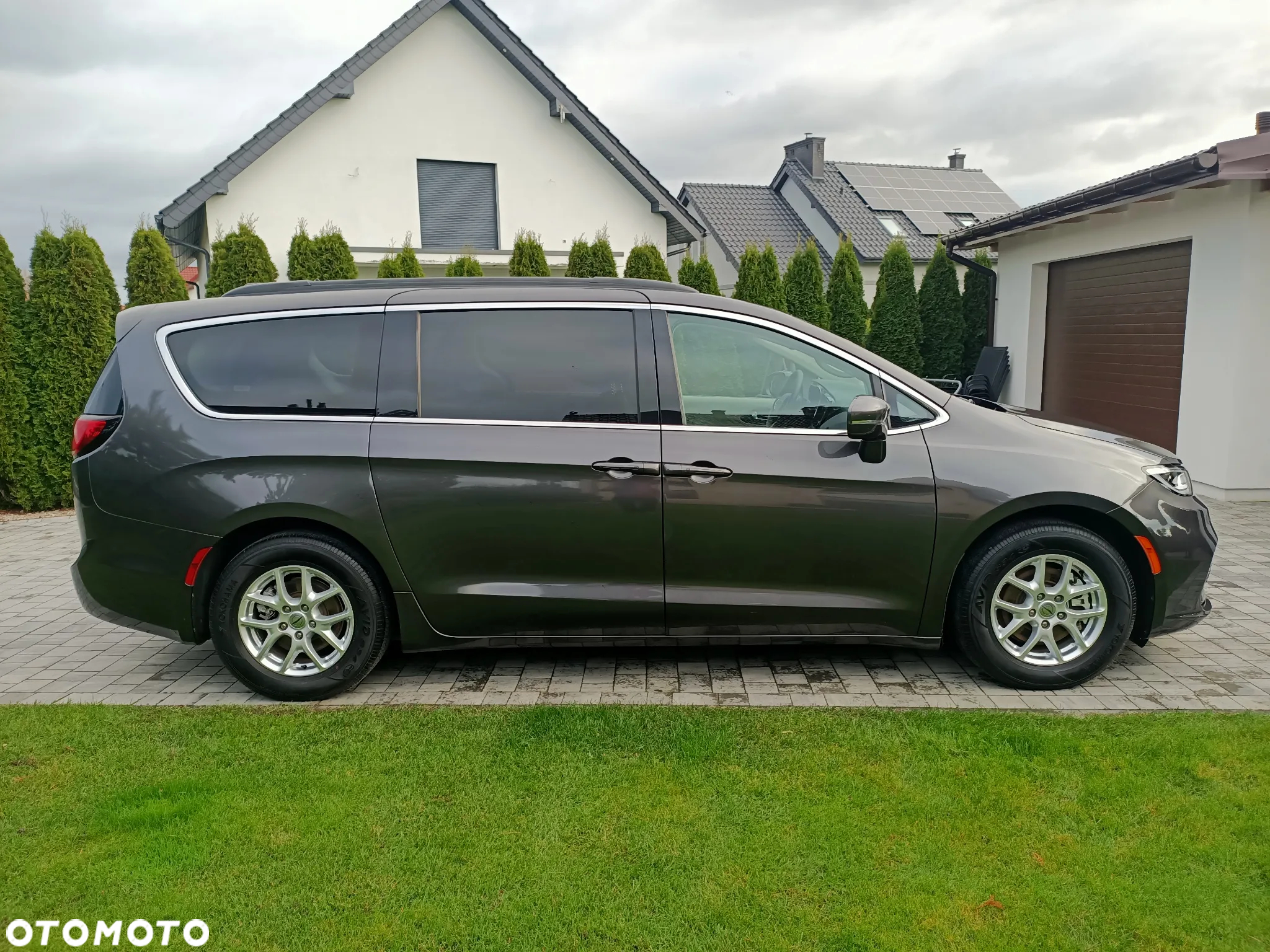 Chrysler Pacifica - 7