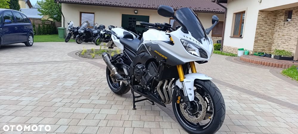 Yamaha FZ8 - 7