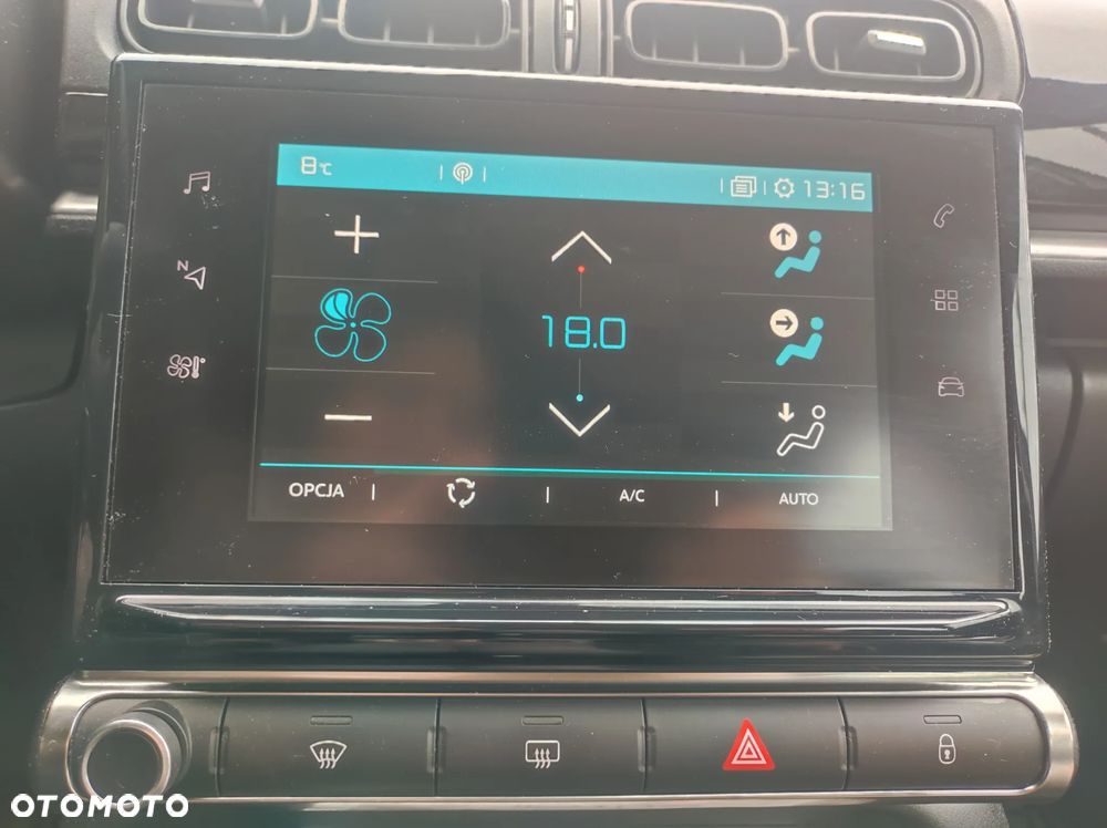 Citroën C3 Pure Tech 82 SHINE - 10