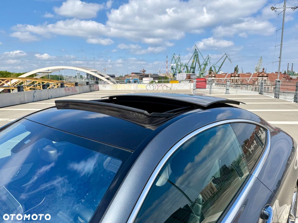 Mercedes-Benz Klasa C 300 7G-TRONIC AMG Line - 22