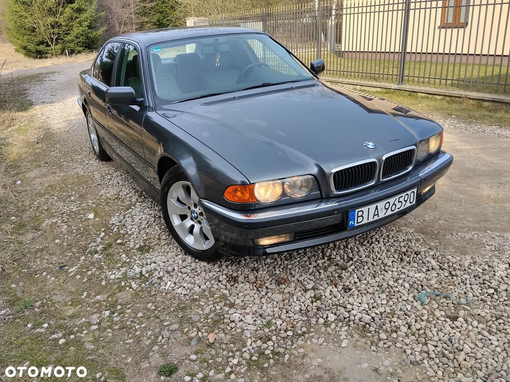 BMW Seria 7 - 1