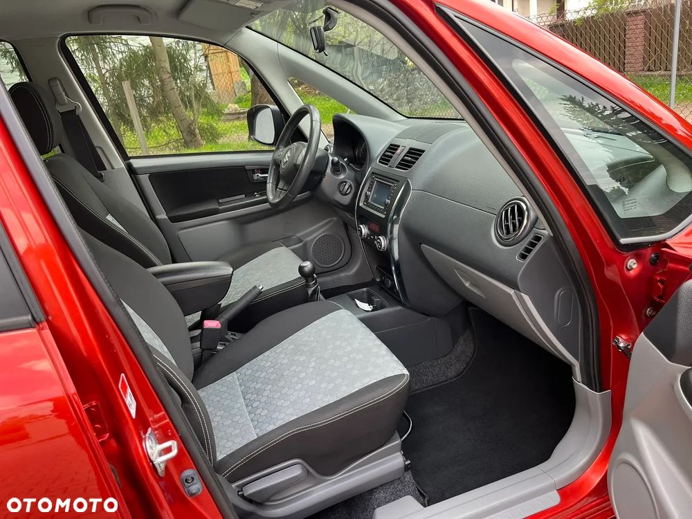 Suzuki SX4 Classic 1.6 VVT 4x4 Style - 11