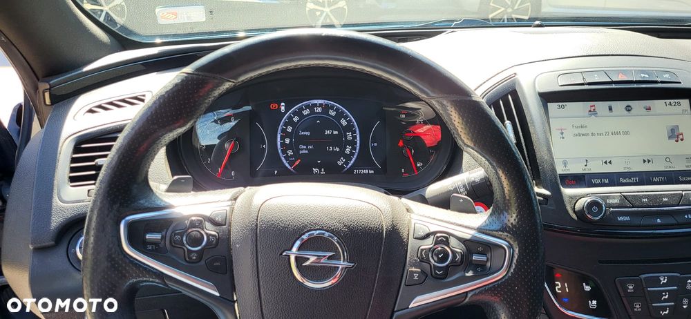 Opel Insignia 2.0 CDTI - 12