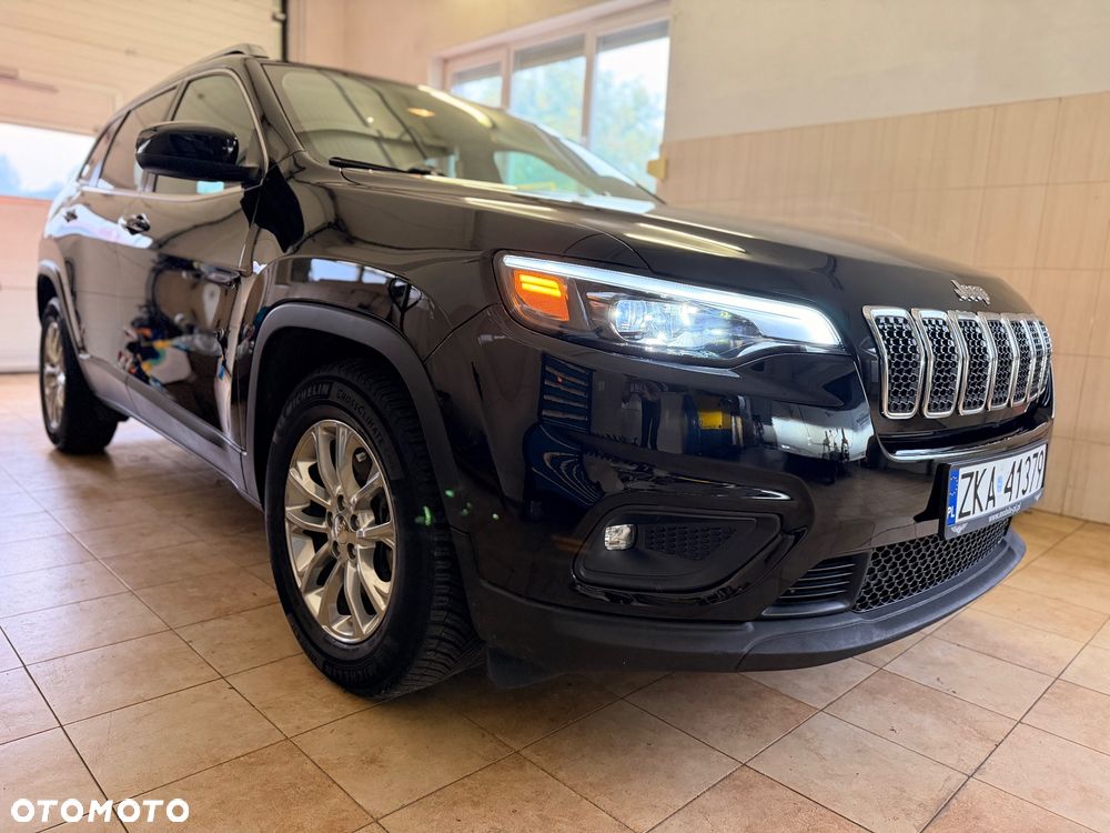 Jeep Cherokee - 19