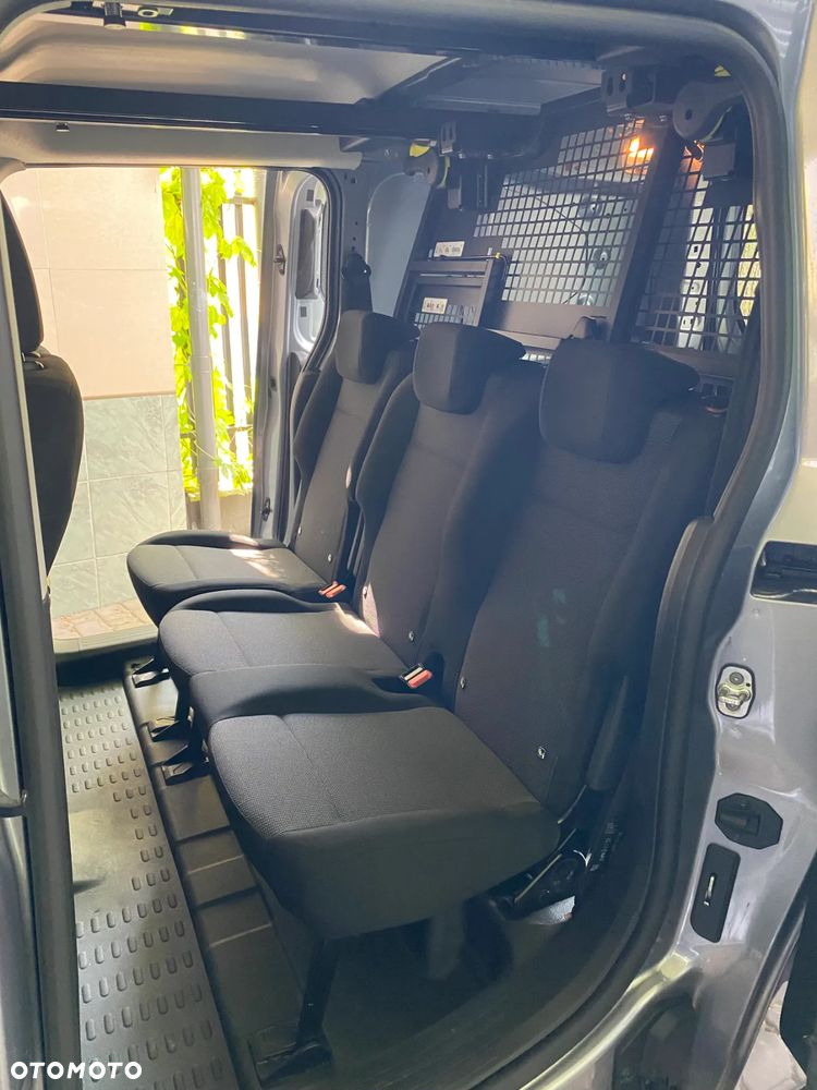 Toyota Proace City 1.5 D-4D Long 2,4t Active (bryg.) - 9