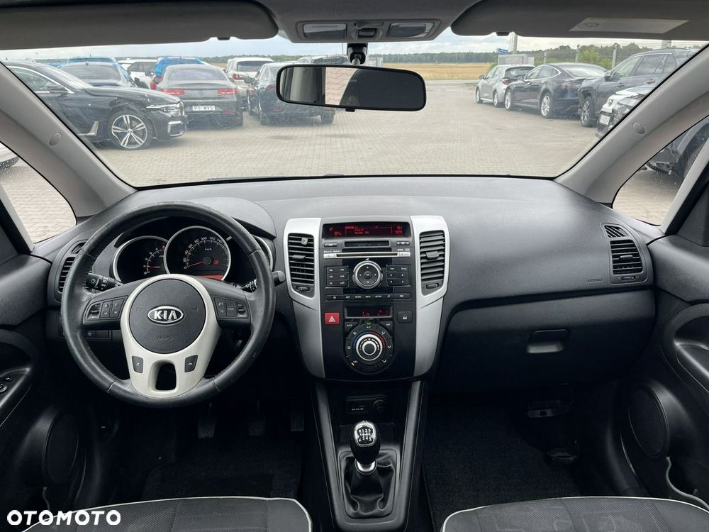 Kia Venga 1.4 CRDi M - 9