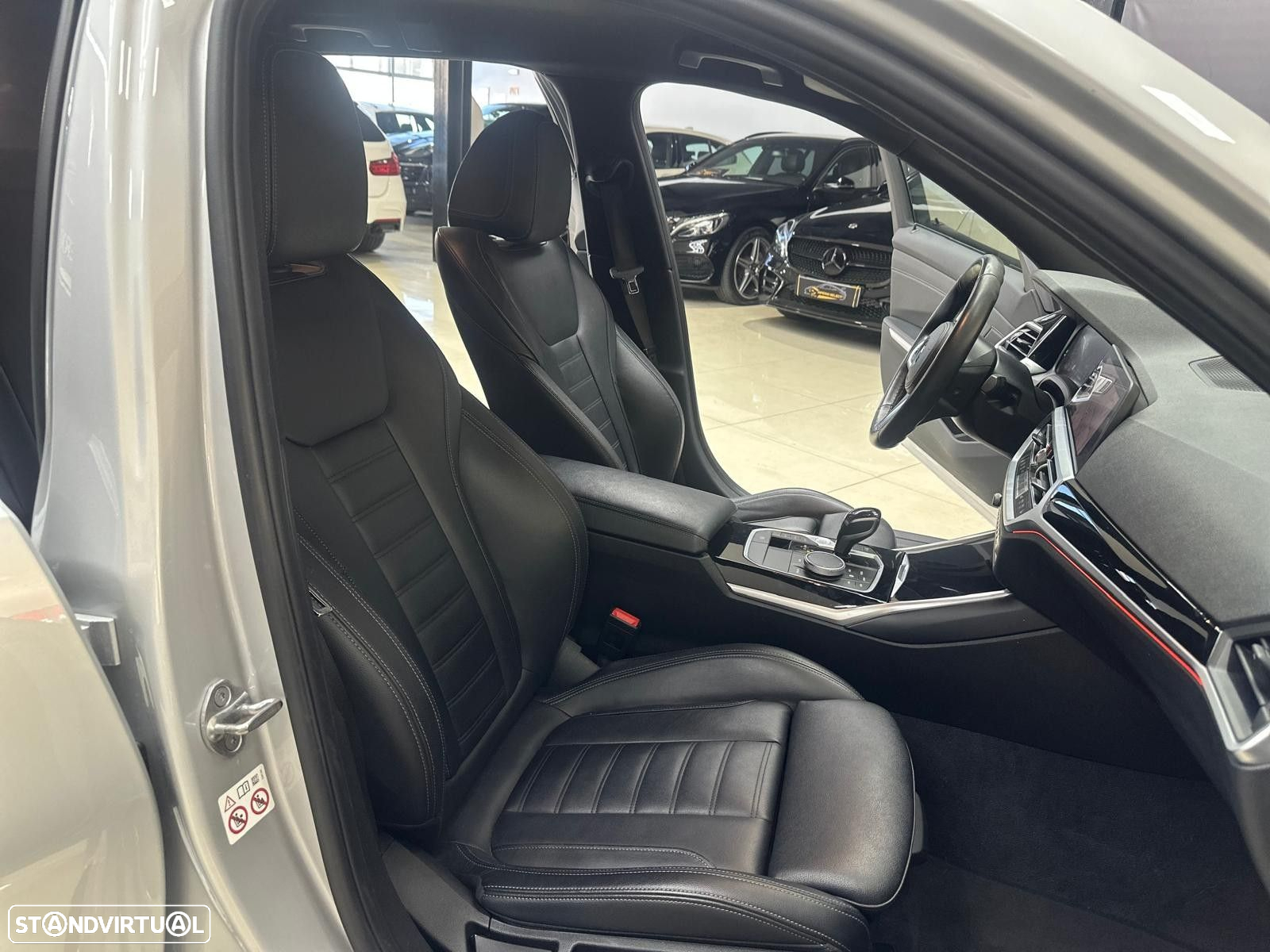 BMW 320 d Pack M Auto - 32