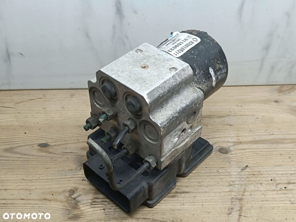 pompa abs trafic vivaro primastar 1.9 dci 01-06 54084684a - 5