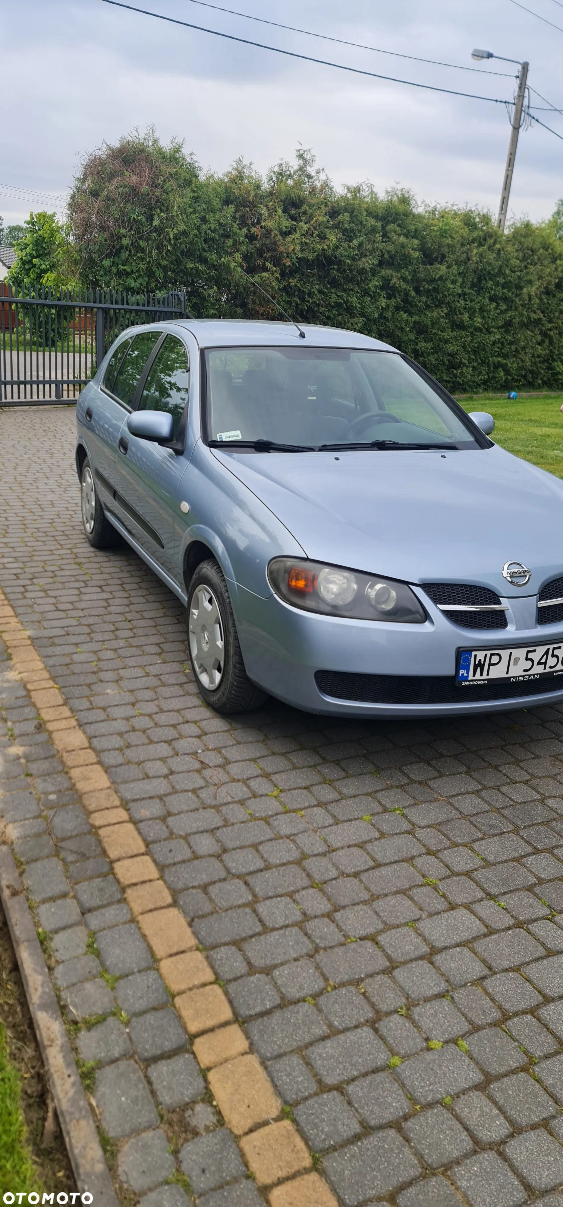 Nissan Almera II 1.5 Visia - 4